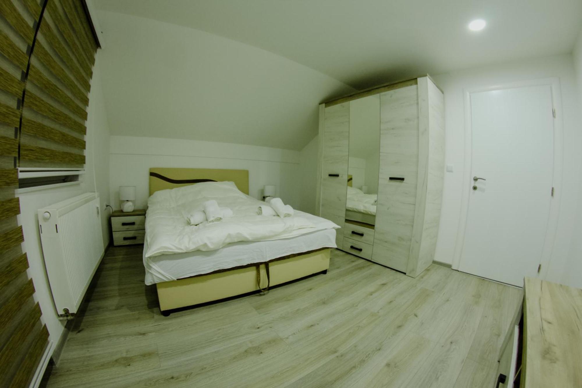 Deluxe Apartments SJJ Esterno foto