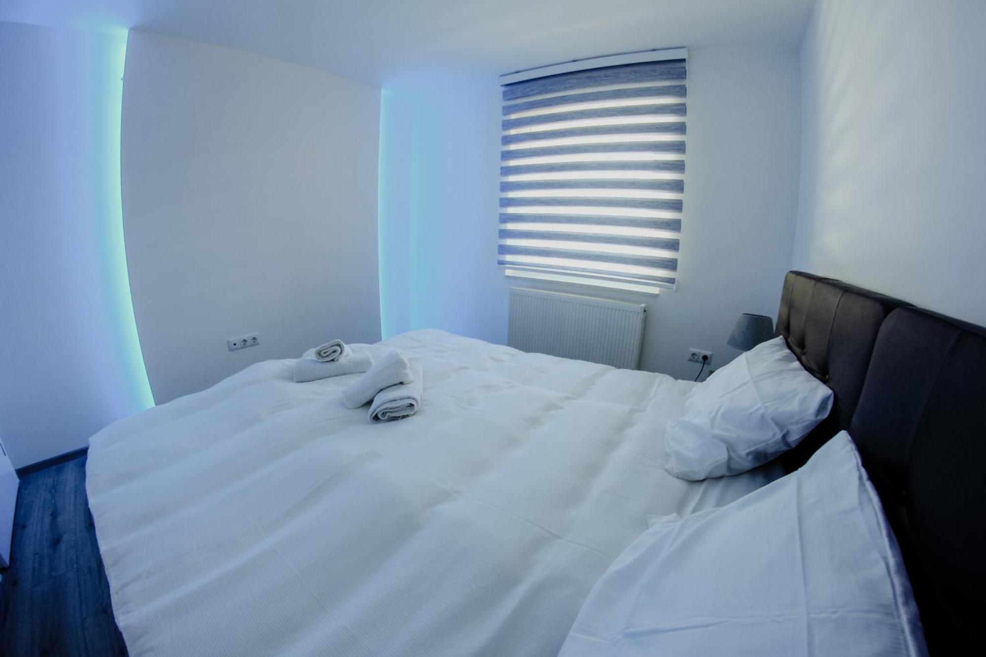 Deluxe Apartments SJJ Esterno foto
