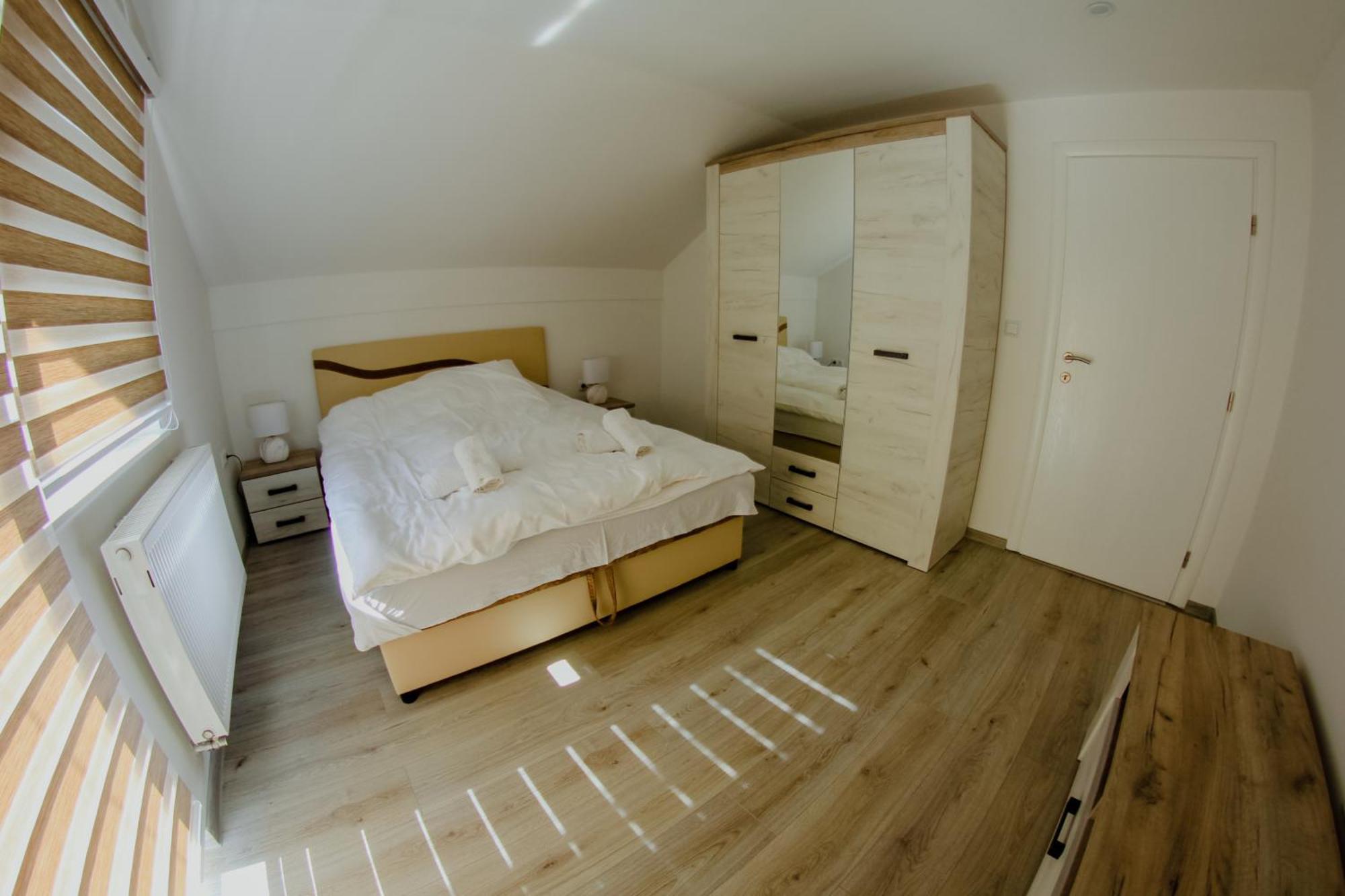 Deluxe Apartments SJJ Esterno foto